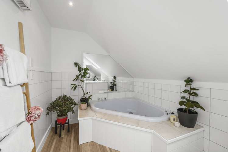 2/14 Wakatu Avenue Redcliffs_16