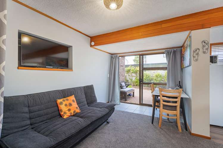 9 Britannia Dell Pauanui_27