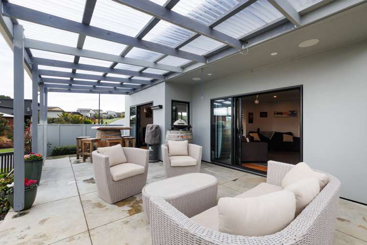 1 Vaucluse Heights Fitzherbert_7