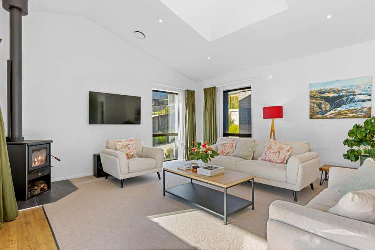 14 Carex Rise Cracroft_3