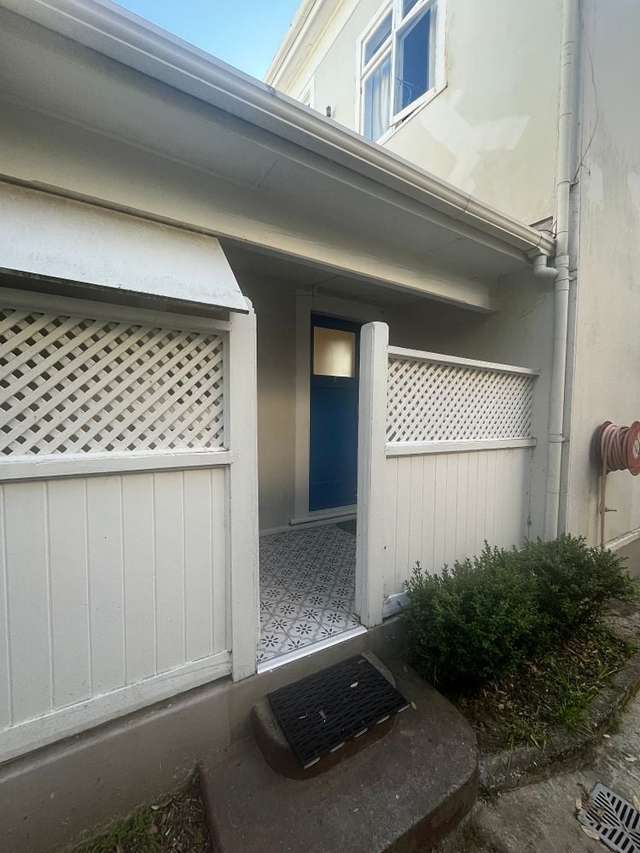 4/57 Hawker Street Mount Victoria_2