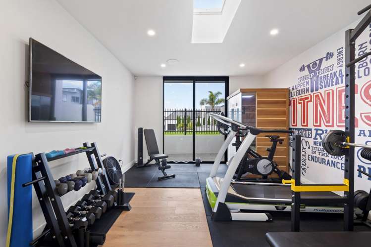 90 Marine Parade Mellons Bay_21