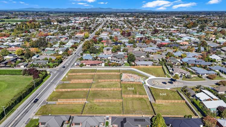 Belgrave Estate Sections, Belgrave Drive_4