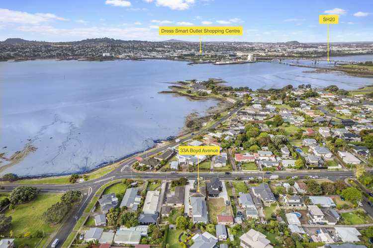 33a Boyd Avenue Mangere Bridge_17