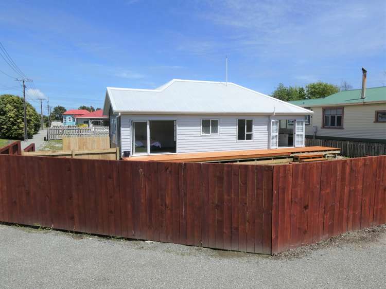 10 Fox Street Cobden_27