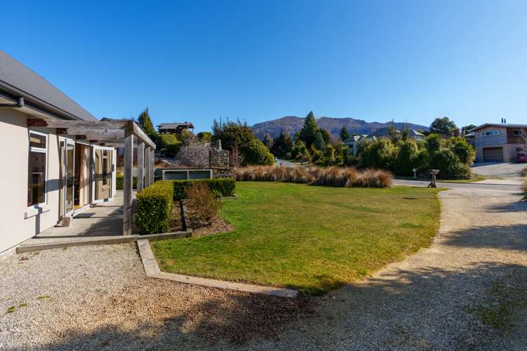 7 Drake Place Lake Hawea_5