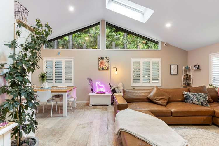 205 Shaw Road Titirangi_3