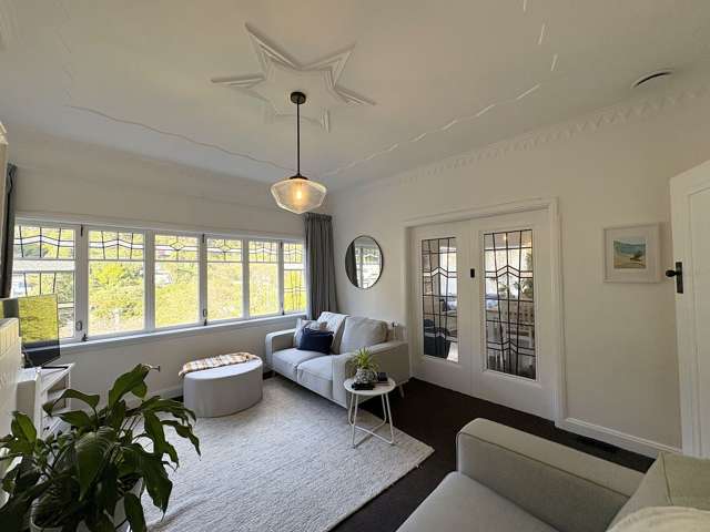 26 Waitohu Road York Bay_1