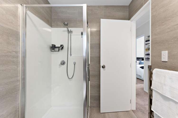 64A Ripon Crescent Meadowbank_17