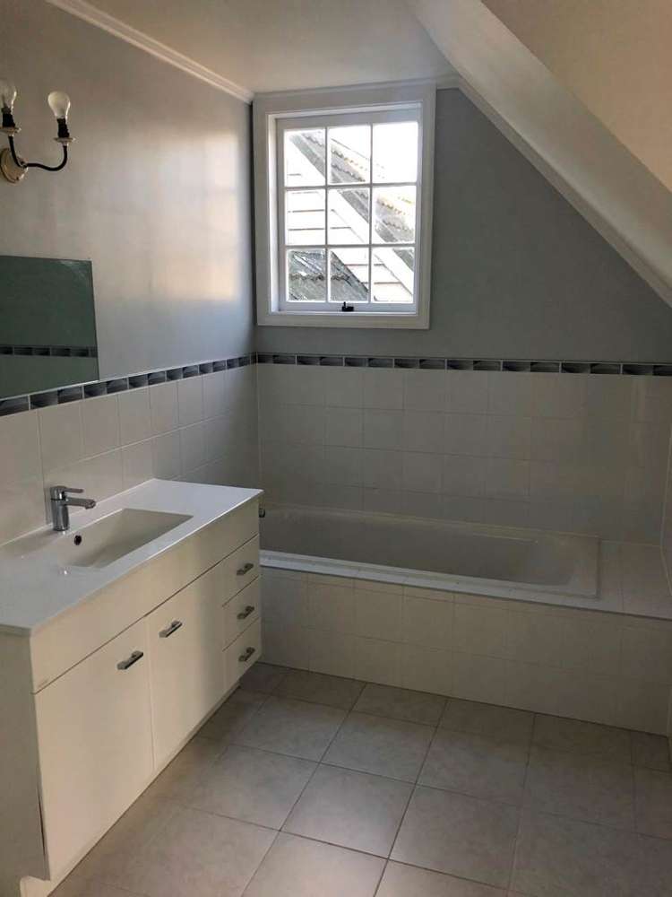 242 Redoubt Road Totara Park_14