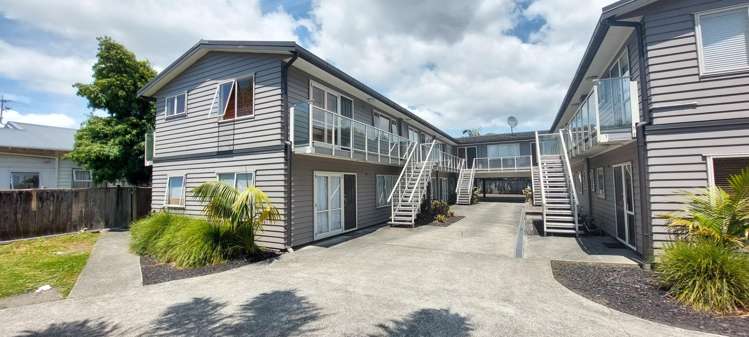 10/M Sylvan Ave East 1728_0