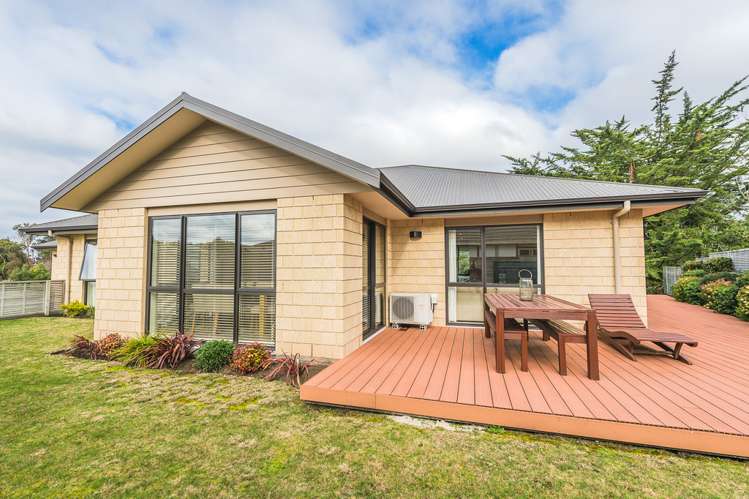 6 Saint Johns Heights Otamatea_18