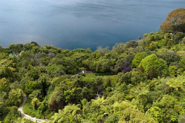 18 & 20 Te Toroa Drive Lake Tarawera_2