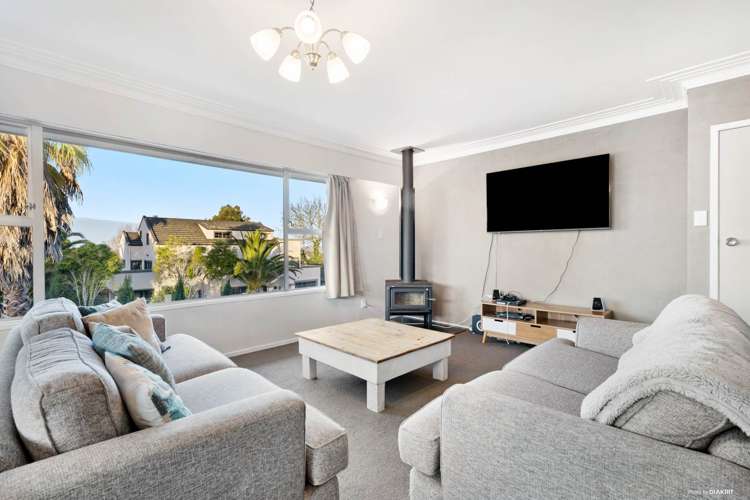 1 Cyclarama Crescent Massey_6