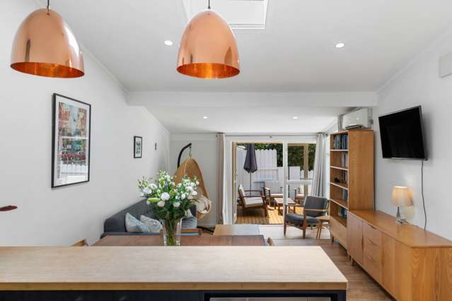 1/89B Te Kawa Road Greenlane_3