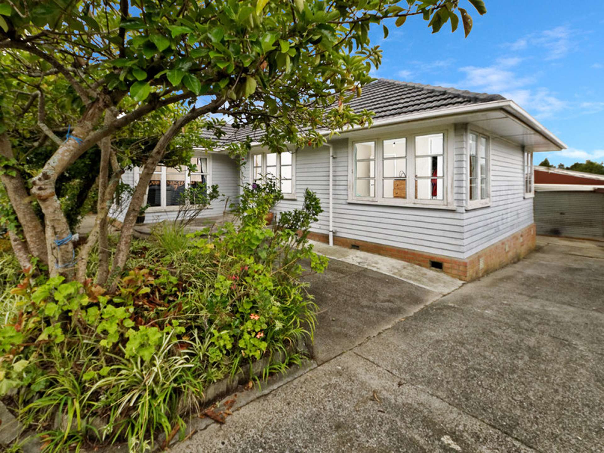 17 Kirrie Avenue Te Atatu South_0