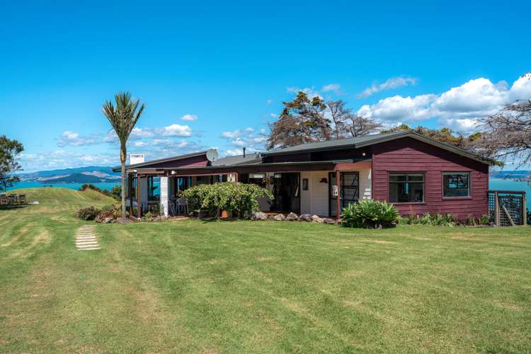 402 Orapiu Road Waiheke Island_10