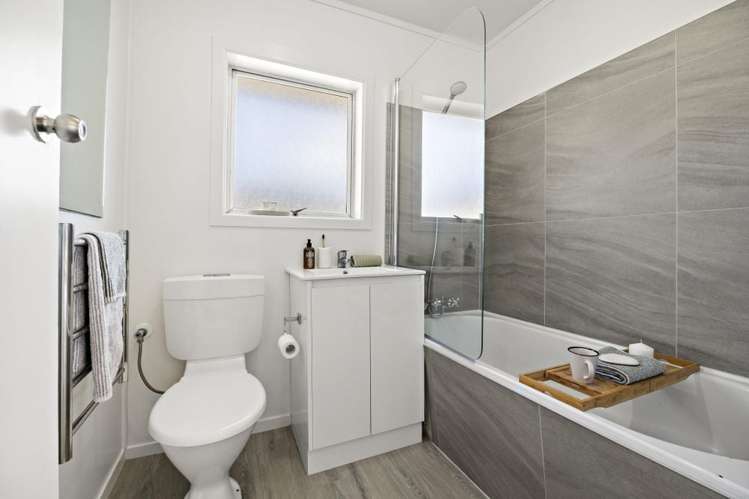 8/380 Ellerslie-Panmure Highway Mount Wellington_6