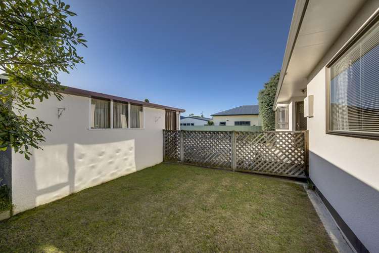2/290 Kennedy Road Onekawa_13