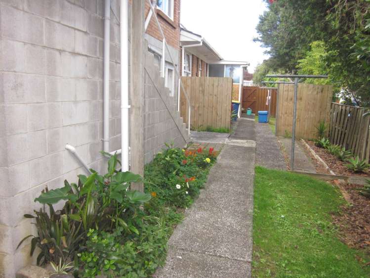 1/769 Beach Road Browns Bay_14