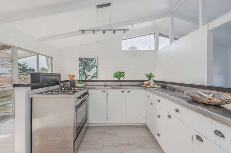 31 Lockhart Avenue Milson_7