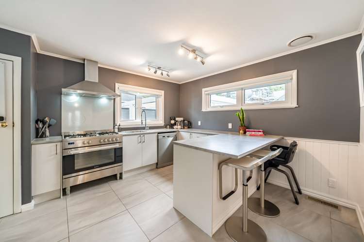 121 Hair Street Wainuiomata_7