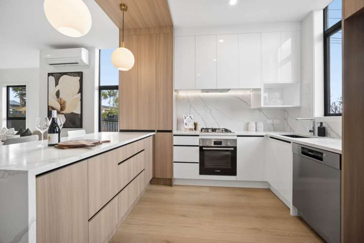 57A McLeod Road Te Atatu South_6