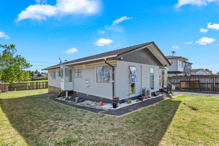 15 Dillon Crescent Clover Park_22