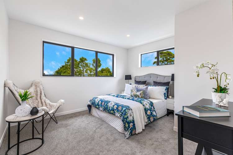 23b Fitzherbert Avenue West Harbour_1