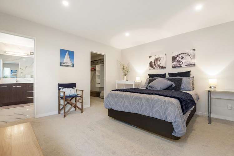 7 Bridget Court Red Beach_18