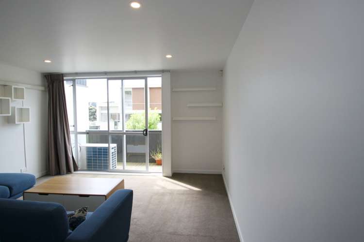 43/120 Rintoul Street Newtown_3