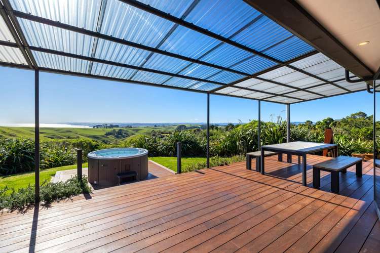 666 Te Hutewai Road Raglan_39