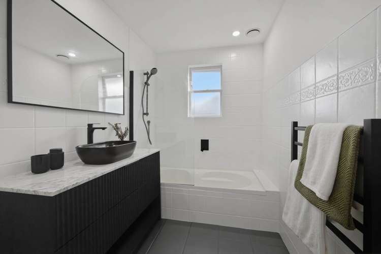 60 Ripon Crescent Meadowbank_10