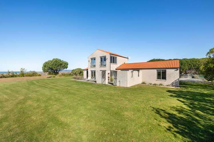 16 Hinepango Drive Rarangi_25