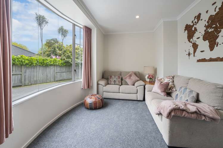 23 Hayward Rise Owhata_14