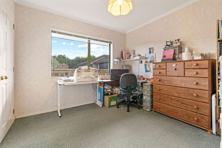 41 Lothian Brae Wattle Downs_15