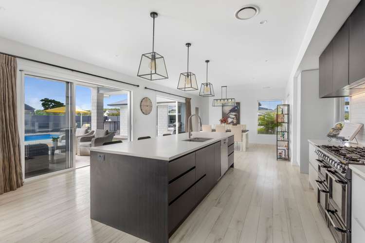 85 Alan Livingston Drive_5