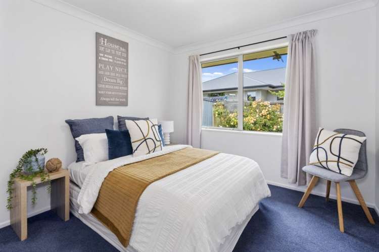 32 Travis Country Drive Burwood_10