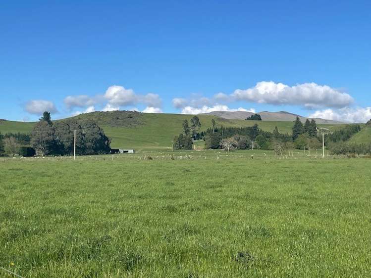 577 Quarry Road Mesopotamia_1