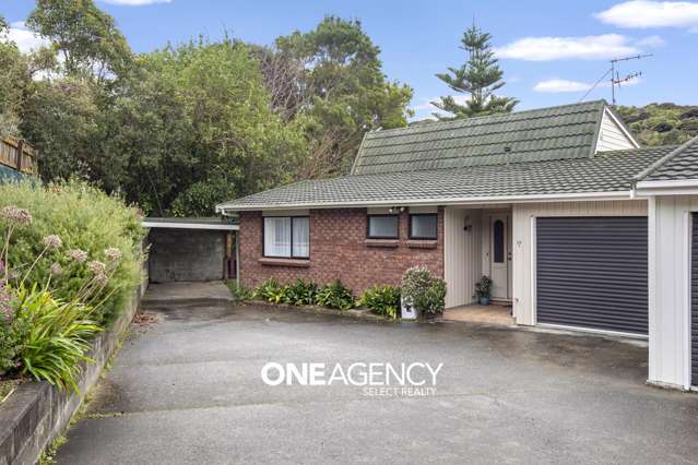 Sunny Townhouse - Spacious and Private