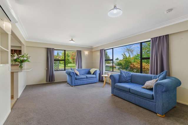 2/8 Tamatea Road Taupo_4