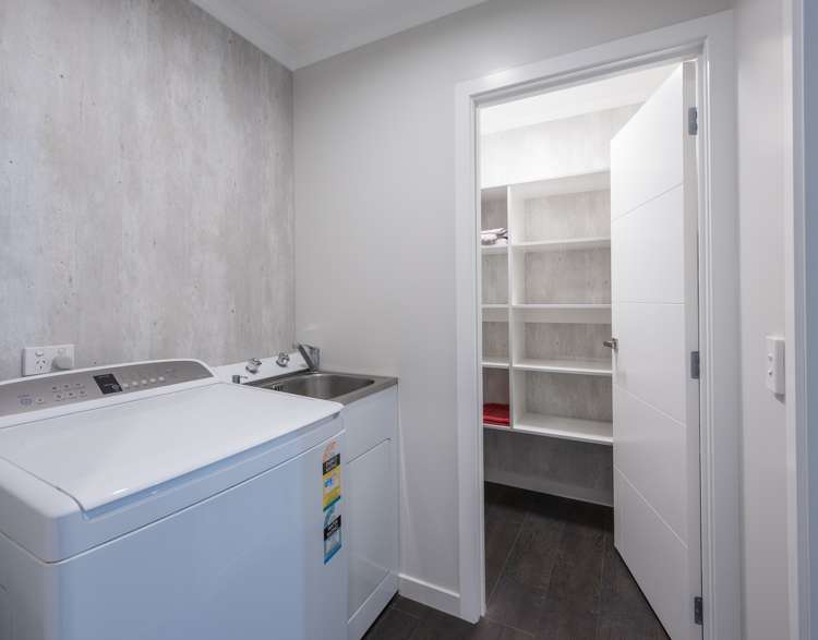 1 Concordia Drive Richmond_25