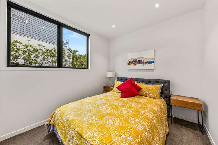 131a Beach Road Castor Bay_20