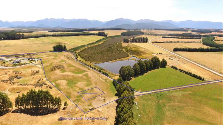 1398 Ramparts Road Manapouri_2