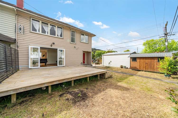 104 Whites Line East Waiwhetu_3