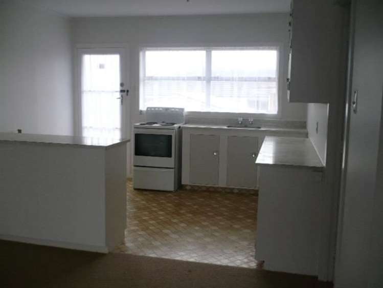 2/17 Mason Avenue Pukekohe_2