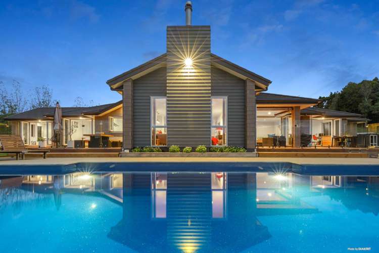 68 Judge Richardson Drive Opaheke_12