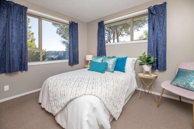 11 Cornet Lane Aranui_4