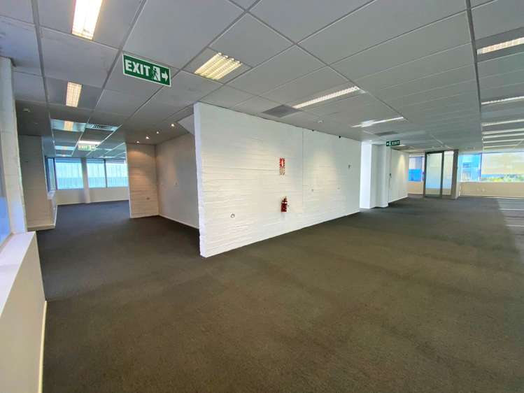 Unit E2/59 Apollo Drive Rosedale_6