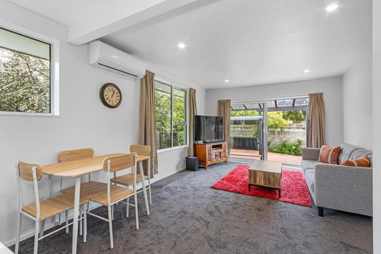 2/321 Burwood Road Burwood_4